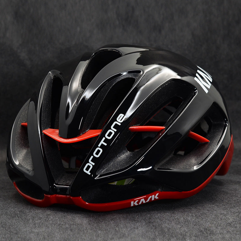 Capacete ciclismo e triathlon KASK Protone