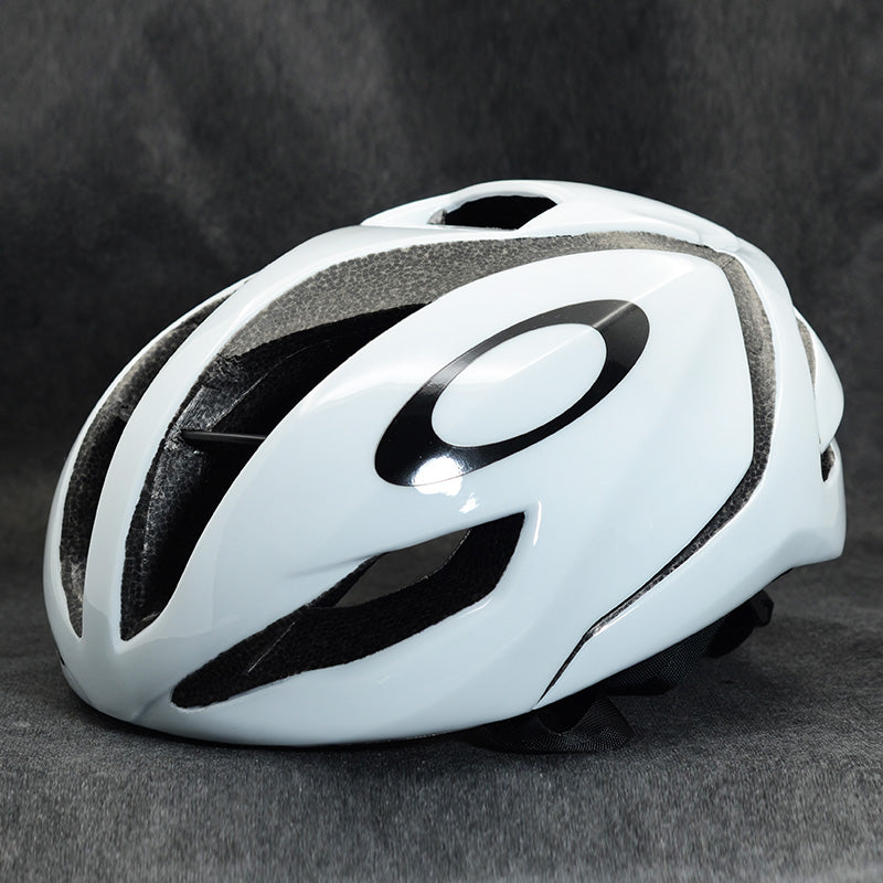 Capacete ciclismo e triathlon OAKLEY A5