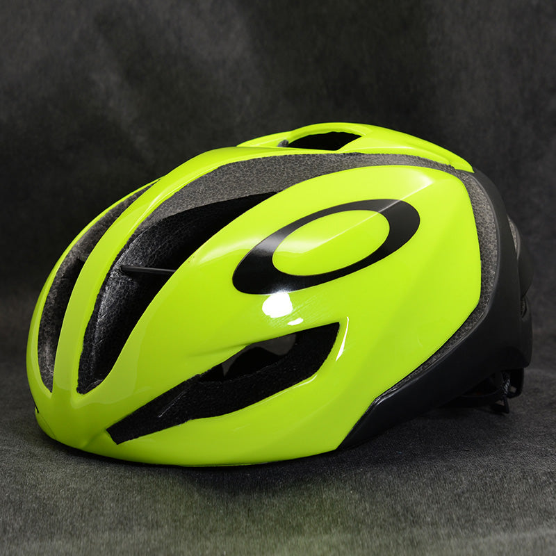 Capacete ciclismo e triathlon OAKLEY A5